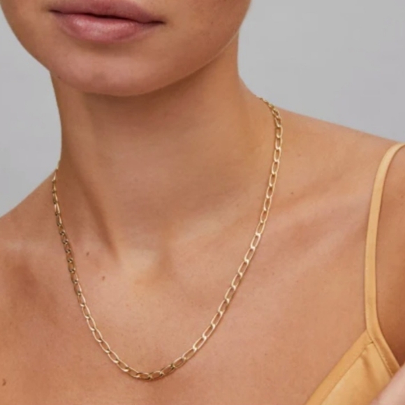 *SOLD*NWT Kendra Scott Merrick Chain Necklace in Gold - Picture 1 of 6